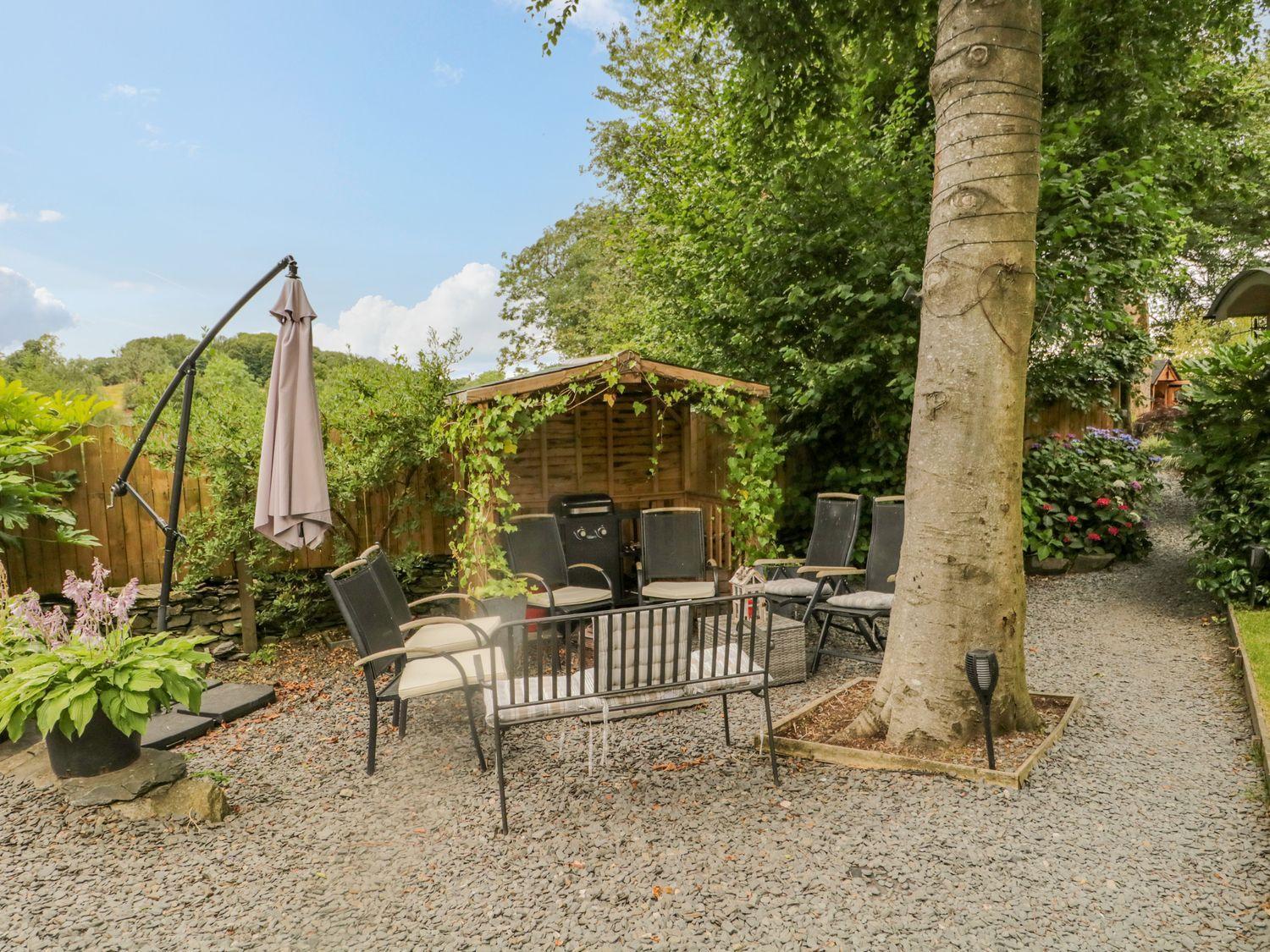 ホテル Woodmans Huts Haverthwaite エクステリア 写真