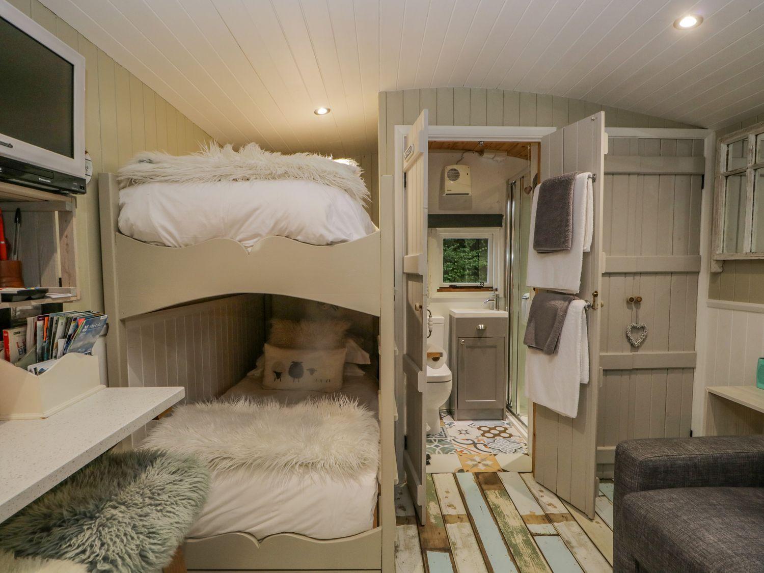ホテル Woodmans Huts Haverthwaite エクステリア 写真
