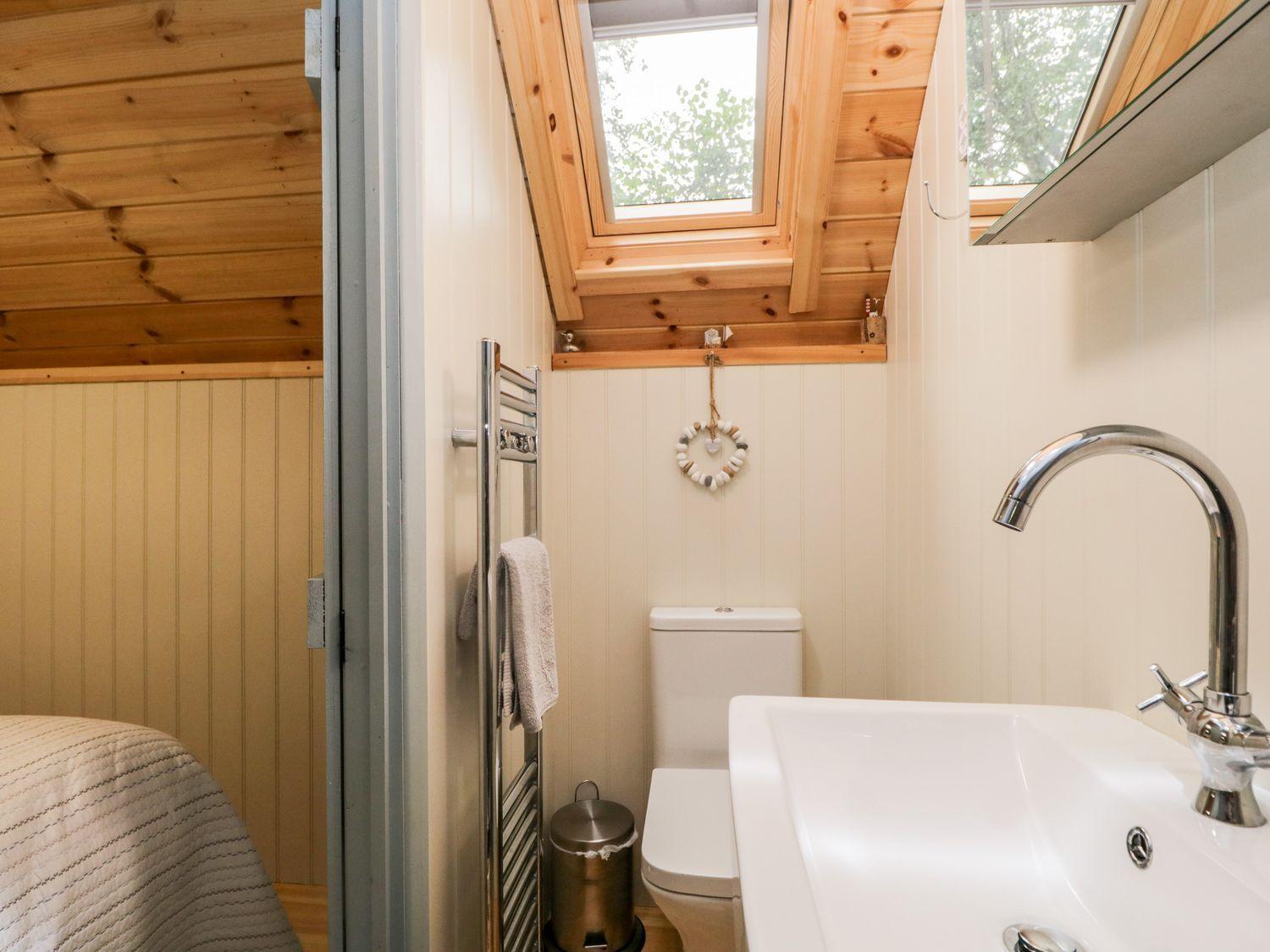 ホテル Woodmans Huts Haverthwaite エクステリア 写真