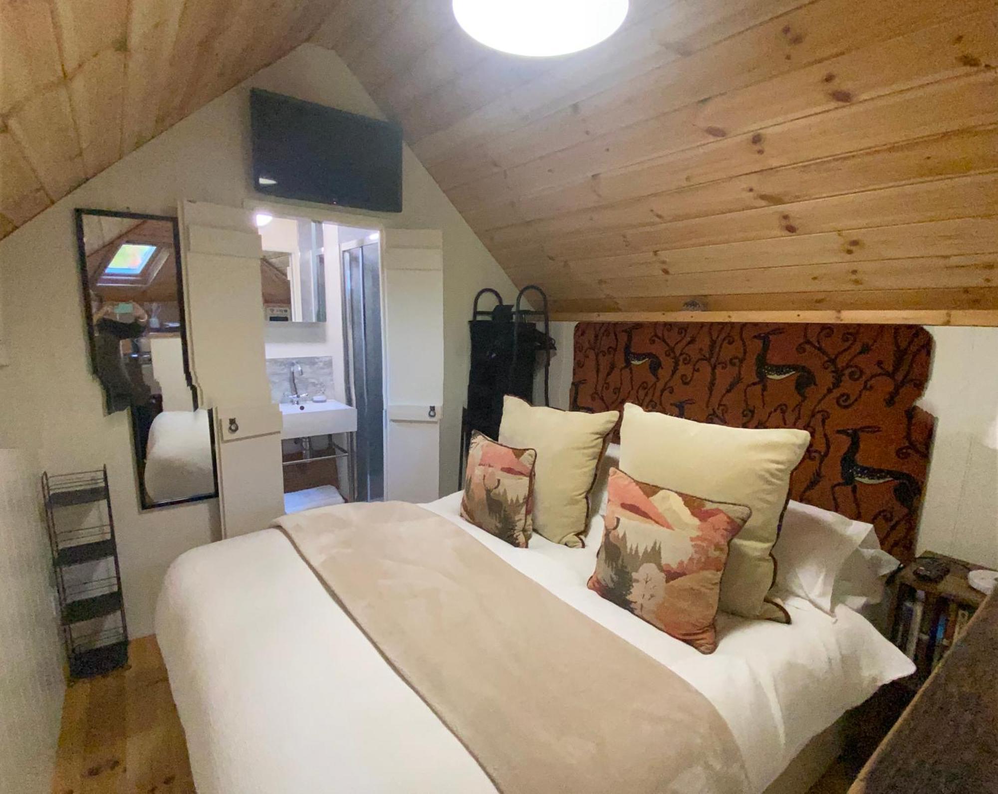 ホテル Woodmans Huts Haverthwaite エクステリア 写真